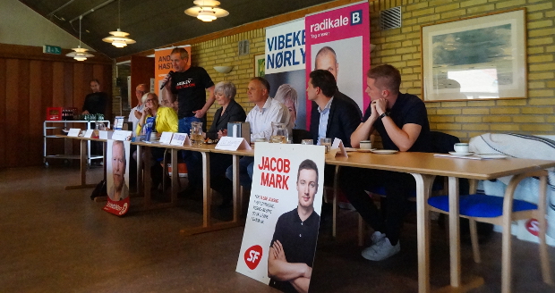 Ivan Mott fra Enhedslisten opfordrede til civil ulydighed og talte for indf�relse af Tobin Skat p� handel med v�rdipapirer